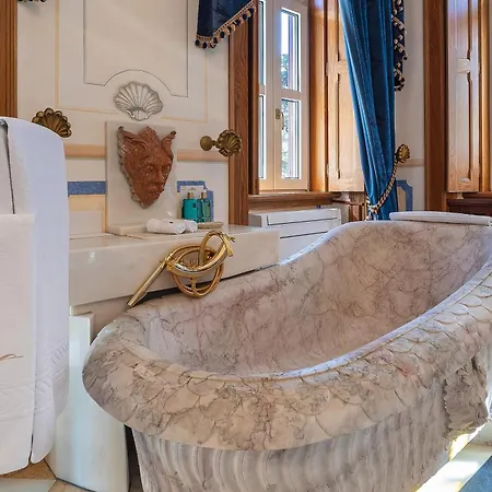 Marmoris Palace Guest house 4*