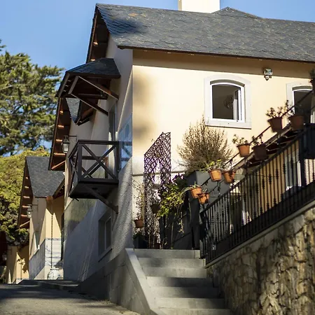 마르모리스 팰리스 4*