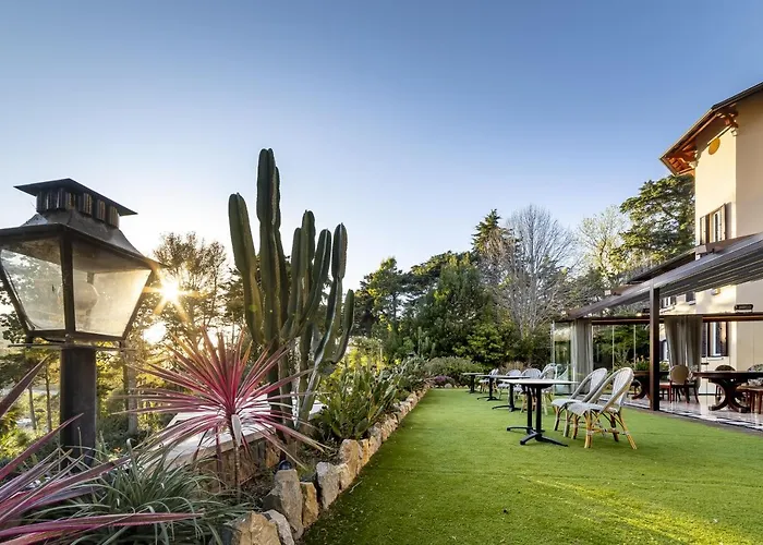 마르모리스 팰리스 4*