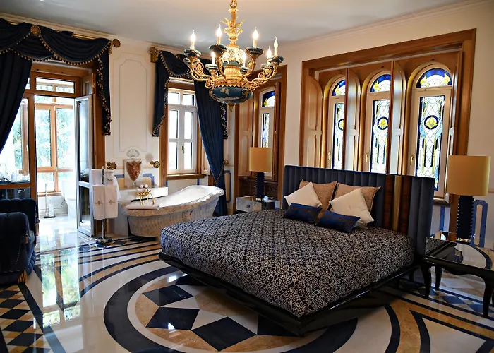 마르모리스 팰리스 4*